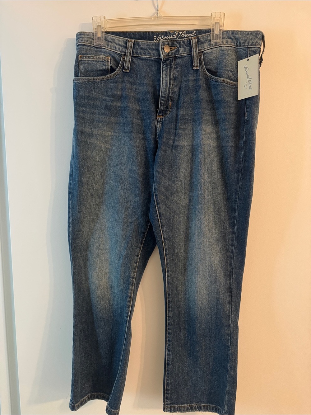 Universal Thread Medium Blue Straight Jeans